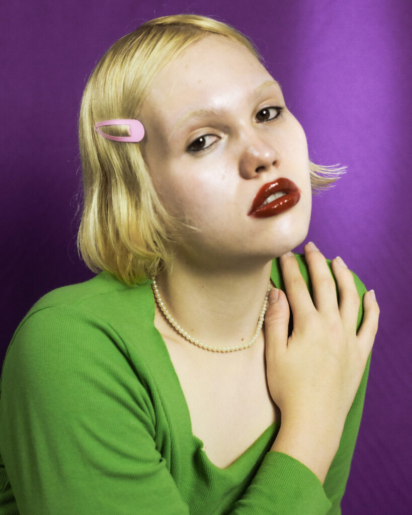 Anne Hell